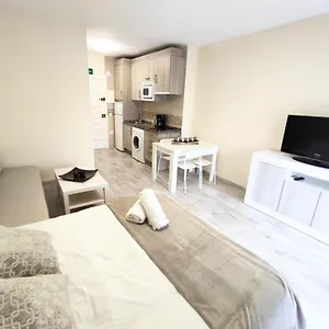 Benal 905 En Primera Línea De Playa / Beachfront Apartamento Benalmádena