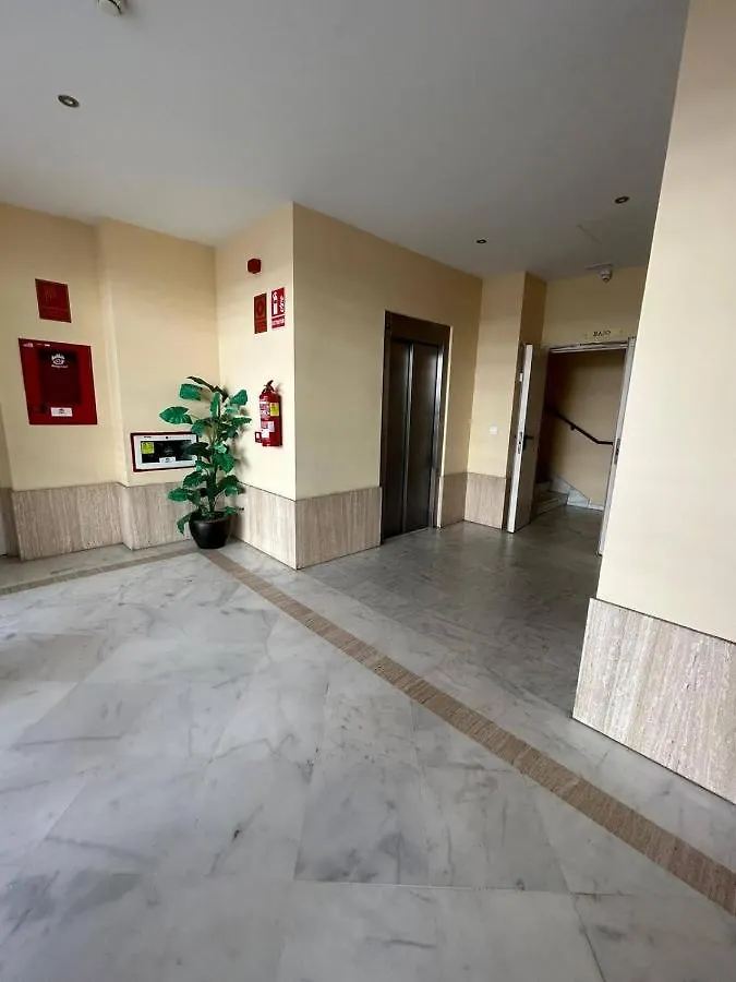 Apartamento Suite Torre Alta Parking Gratis Seville Spain